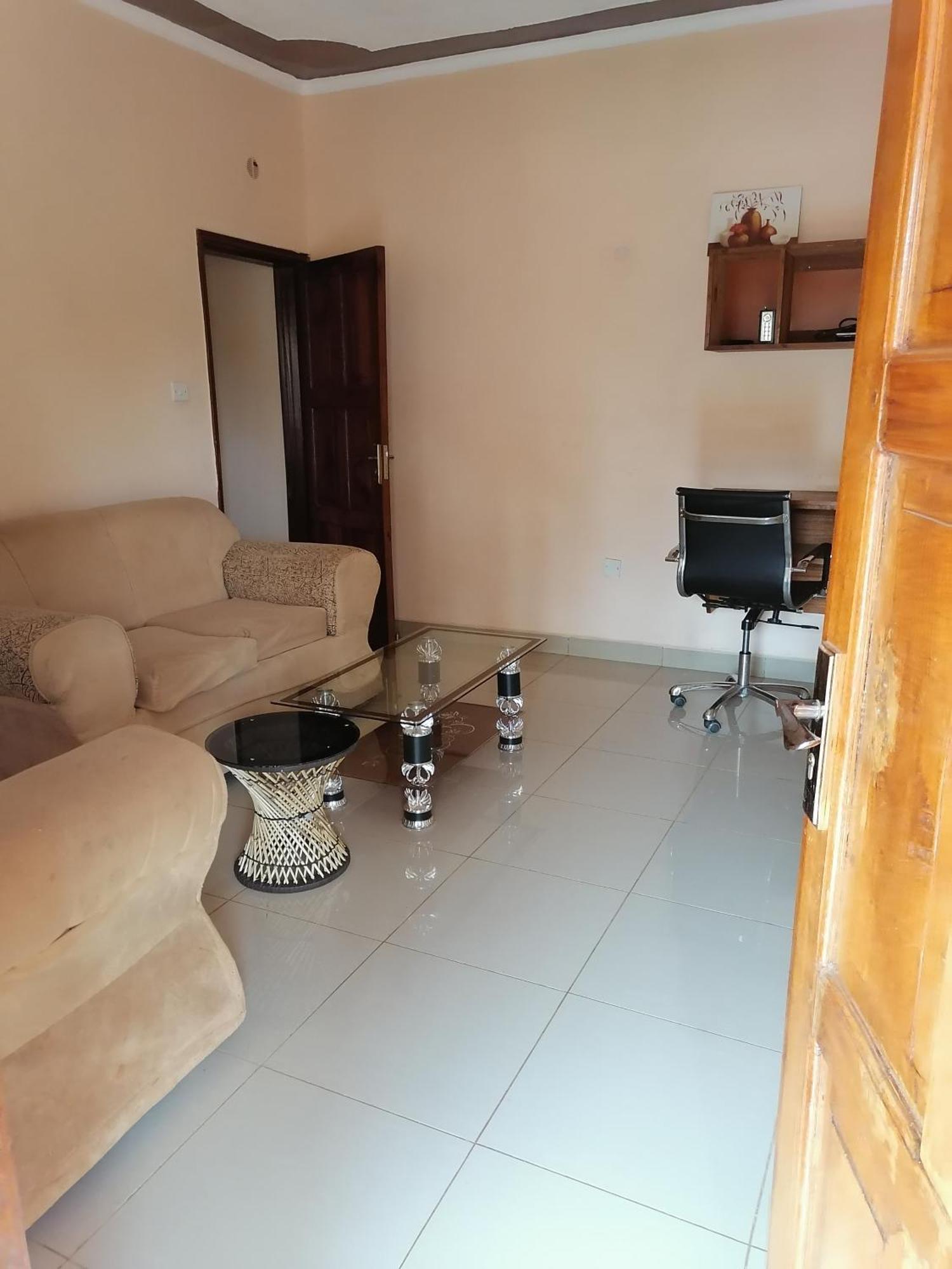 Easy Sleep Guesthouse Kitale Quarto foto